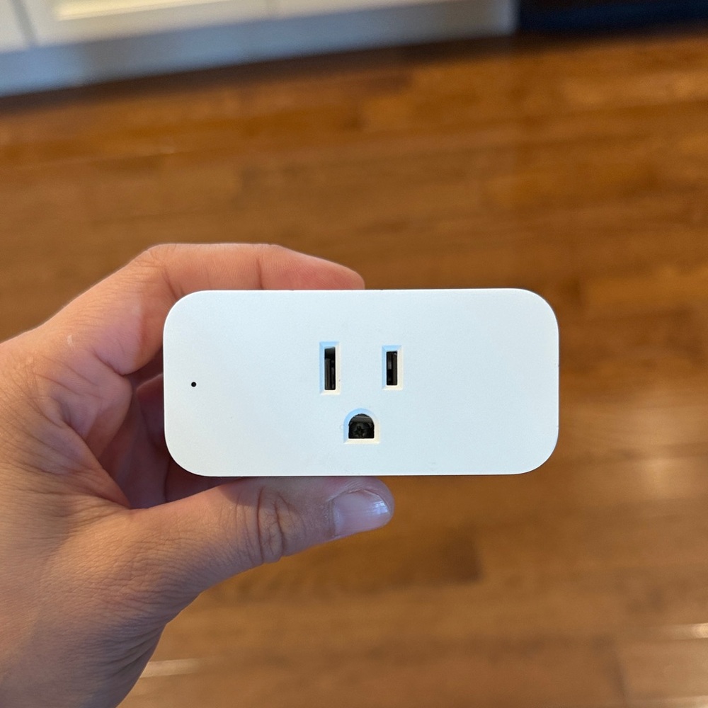 NWOT Amazon Smart Plug